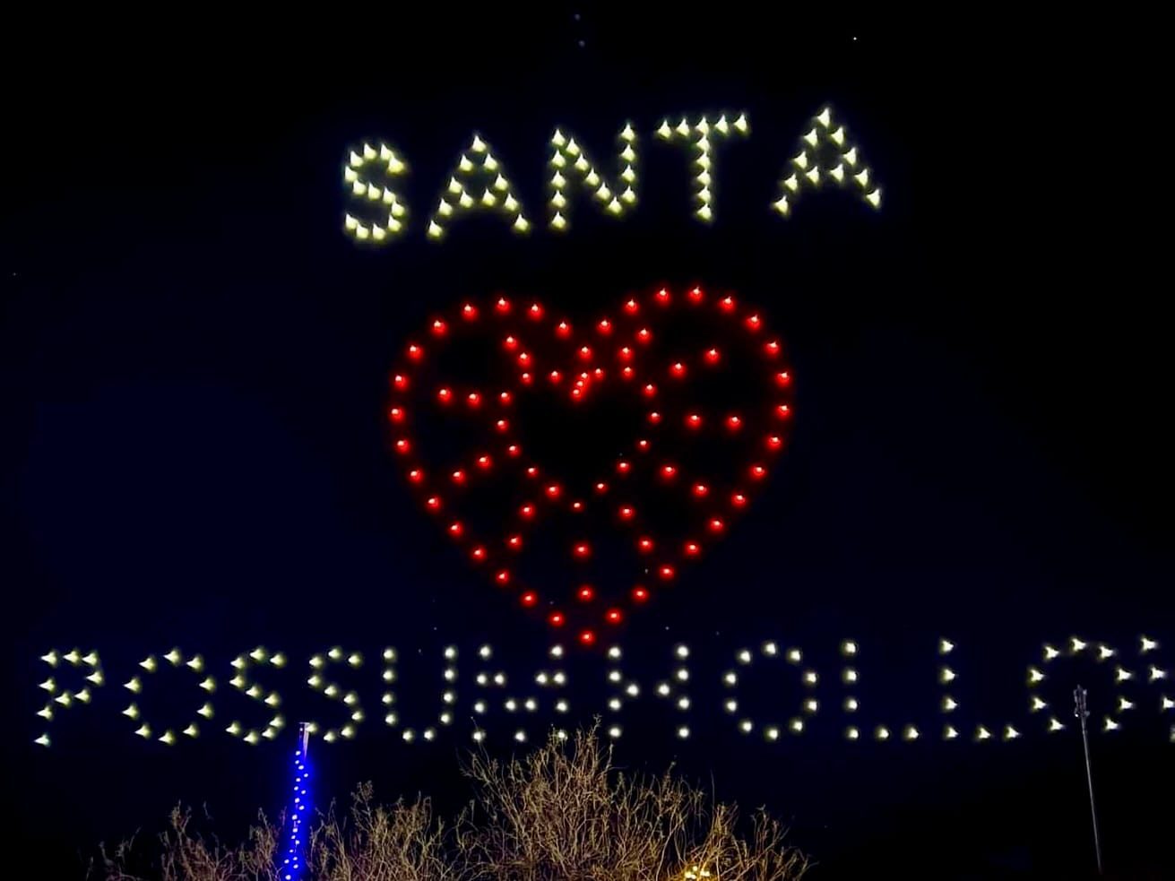 Santa Loves Possum Holler Christmas light display at the Winter Wonderland Cookoff