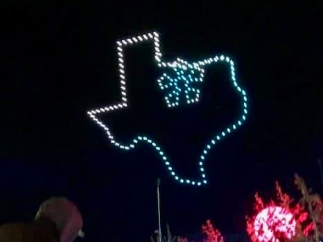 Outline of Texas with a star in a Christmas light display at the Winter Wonderland Cookoff